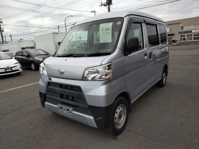 1398 Daihatsu Hijet van S331V 2019 г. (LUM Hokkaido Nyusatsu)